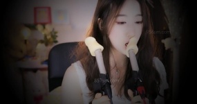 虎牙 asmr 绮夏  弹舌 吃耳弹舌