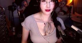 轩子巨2兔 轩子 ASMR 定制！用 飞机杯 讲解男性延迟训练