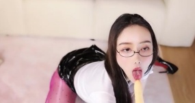 虎牙 奶御不听话 福利