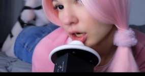 soly 这个应该是在pornhub上扒的，她现在在pornhub上有更新，想看4k的可以去看，免费的