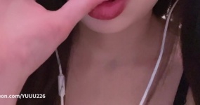 yuuu 舔屏