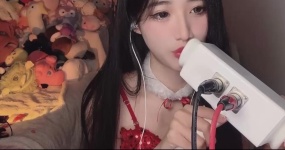 啵啵梨 圣诞舔耳