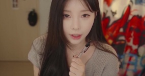 Yoonying 老师 AI字幕