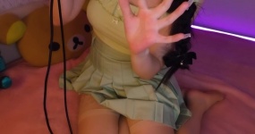 小羊喵 6月初夏的一抹绿，给哥哥带去一丝凉意