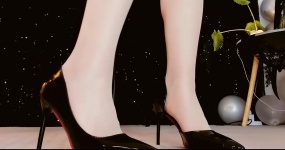圈圈 【和后妈的秘事】第一章 初遇不知是后妈