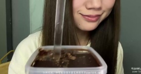 richyaya鸭 女友视角喂你吃蛋糕（舔屏）
