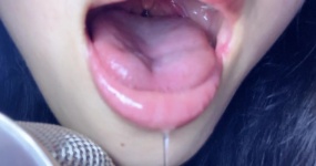 小如快醒醒 喉咙 口水