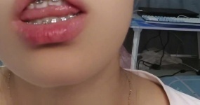 菜菜cyl不好吃 口腔展示