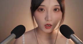 是sumimi呀 边贴耳数羊边轻拍你的背 哄我的宝贝睡个好觉