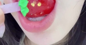布鲁比呐呐 草莓软糖