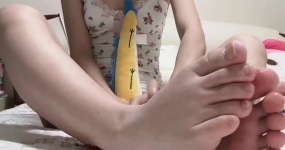nana困薯 裸足搓玉米 微喘