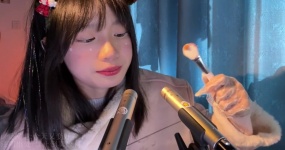 今天又变好看了 蜂蜜跳跳糖 舔亚克力板