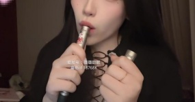 璐璐睡不着 璐璐哄睡屋 舌头清洁