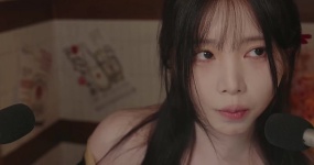 yoonying 我怎么感觉她尺度变小了，还没下海就要上岸了吗