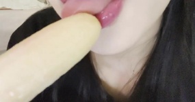 困困巧克力 来看瀑布了