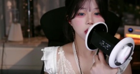 啵啵眠眠 天鹅