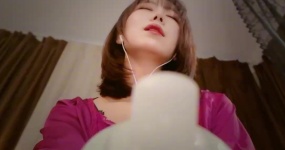 圈圈  妈妈照顾夜醒宝宝：在你耳边温柔的喂奶与哄睡陪伴式助眠妈妈成长系列第一期