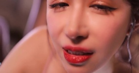 小恩雅 我的妈妈来宿舍了