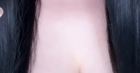 梨落 舔黄瓜超多口水