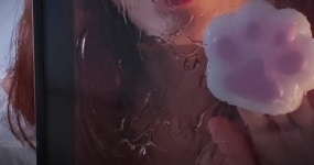 涩琪耳语   柜玻璃