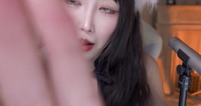 二呆啾   短 旗袍 呲溜