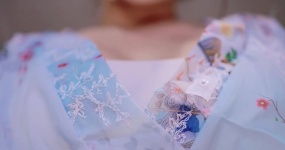 妮有柿 把你抱在怀里的温柔小妈