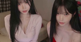 Yoonying ASMR 节日三人行